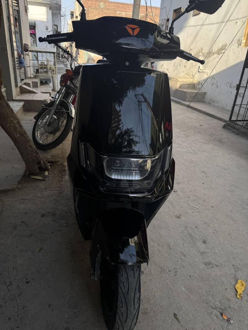 Scooty 4