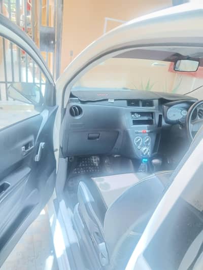 Daihatsu Mira 2008