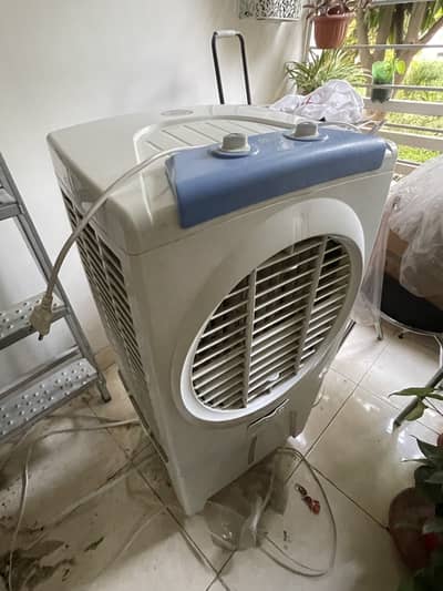 In-door water air cooler