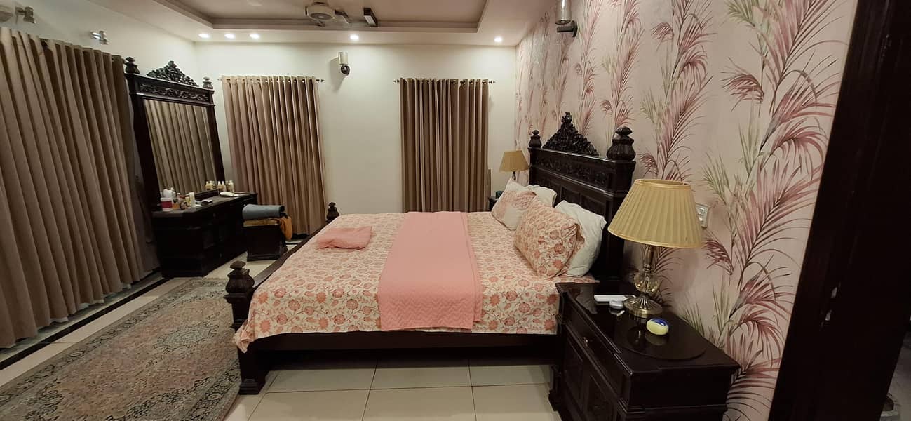 Solid Sheesham Bed Set 0