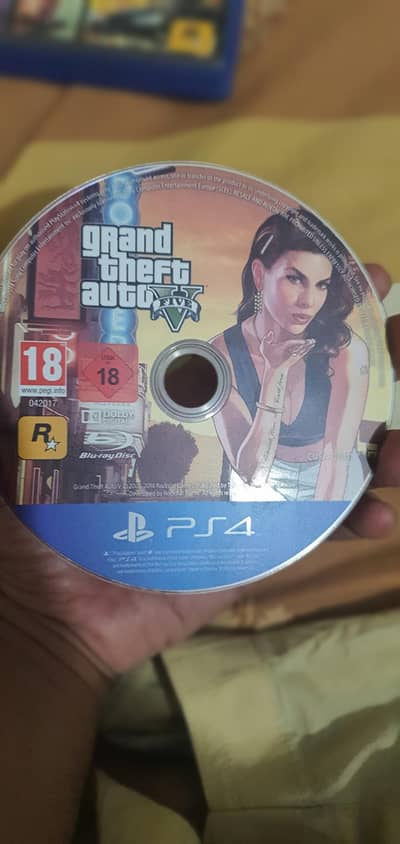 GTA 5 and online ps4