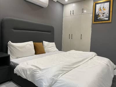 1 bed luxury short stay accommodation Behria town 03001893480