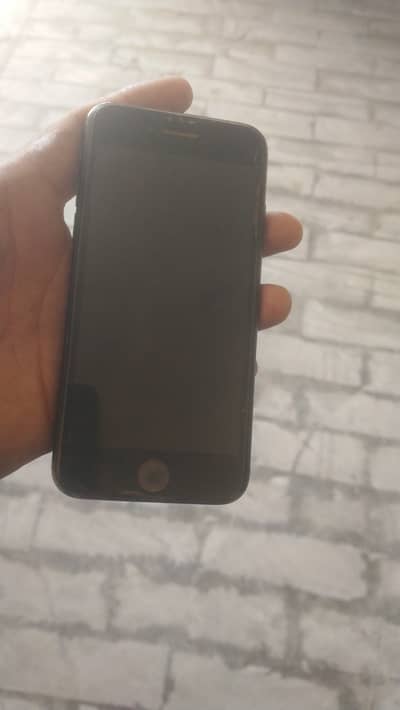 Apple iPhone SE