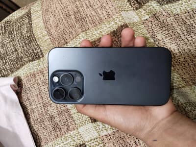 Apple iPhone 16 Pro