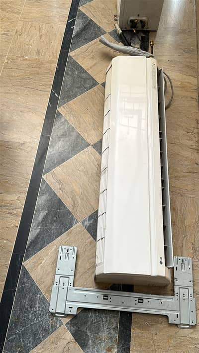 LG split Ac