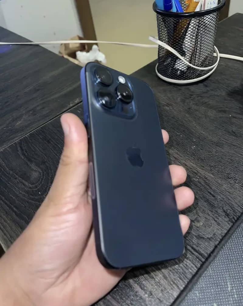 iPhone 15 Pro 2