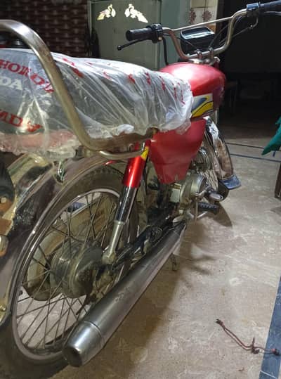 motorcycle 