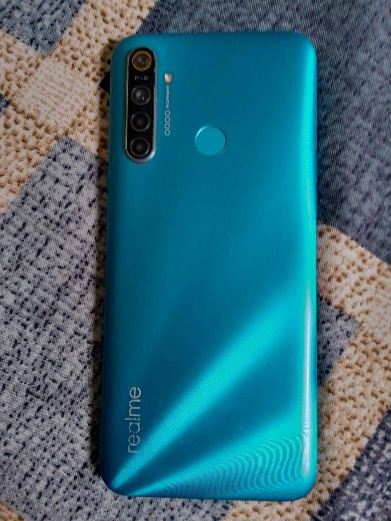 Realme 5i 0