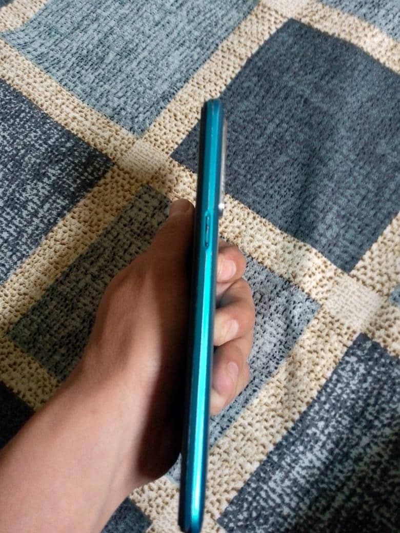 Realme 5i 3