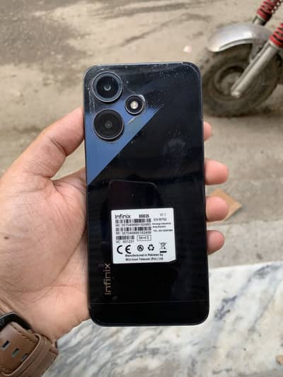 Infinix Hot 30 Play