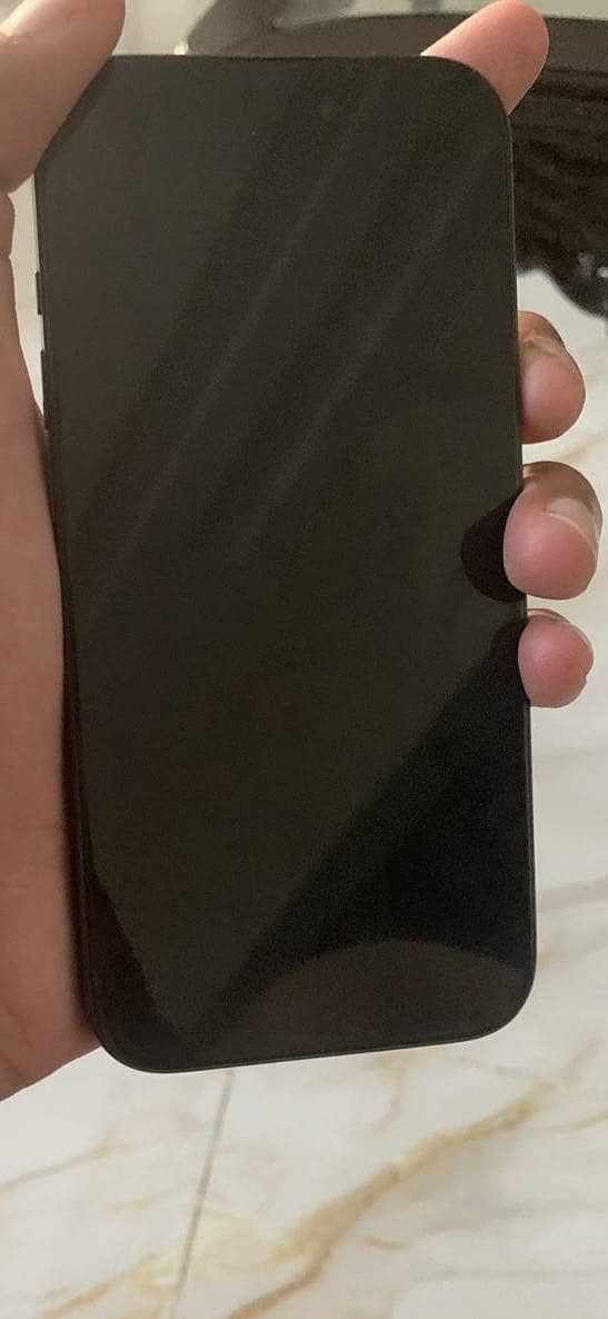 Apple iPhone 15 Pro 3