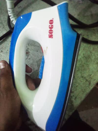 12 V Solar Iron