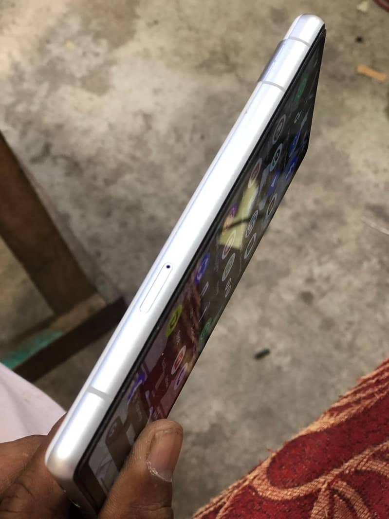 Google Pixel 7a 2