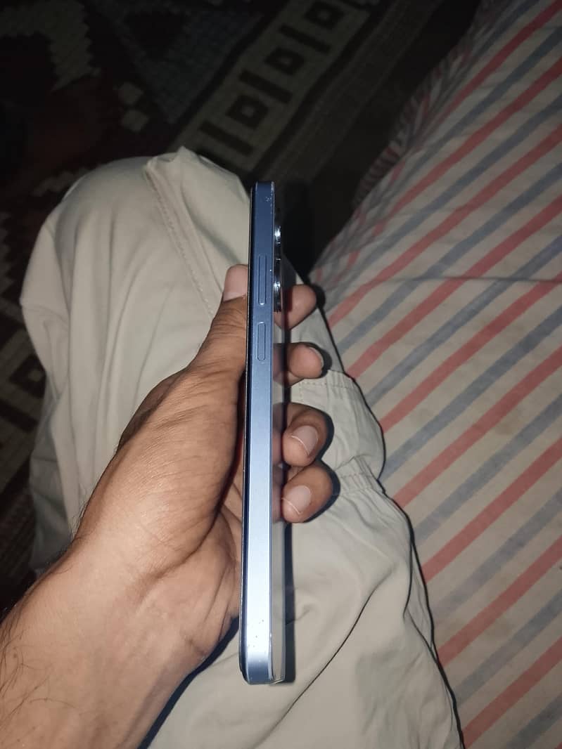 Realme Note 60 1