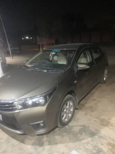 Toyota Corolla Altis grande 2014