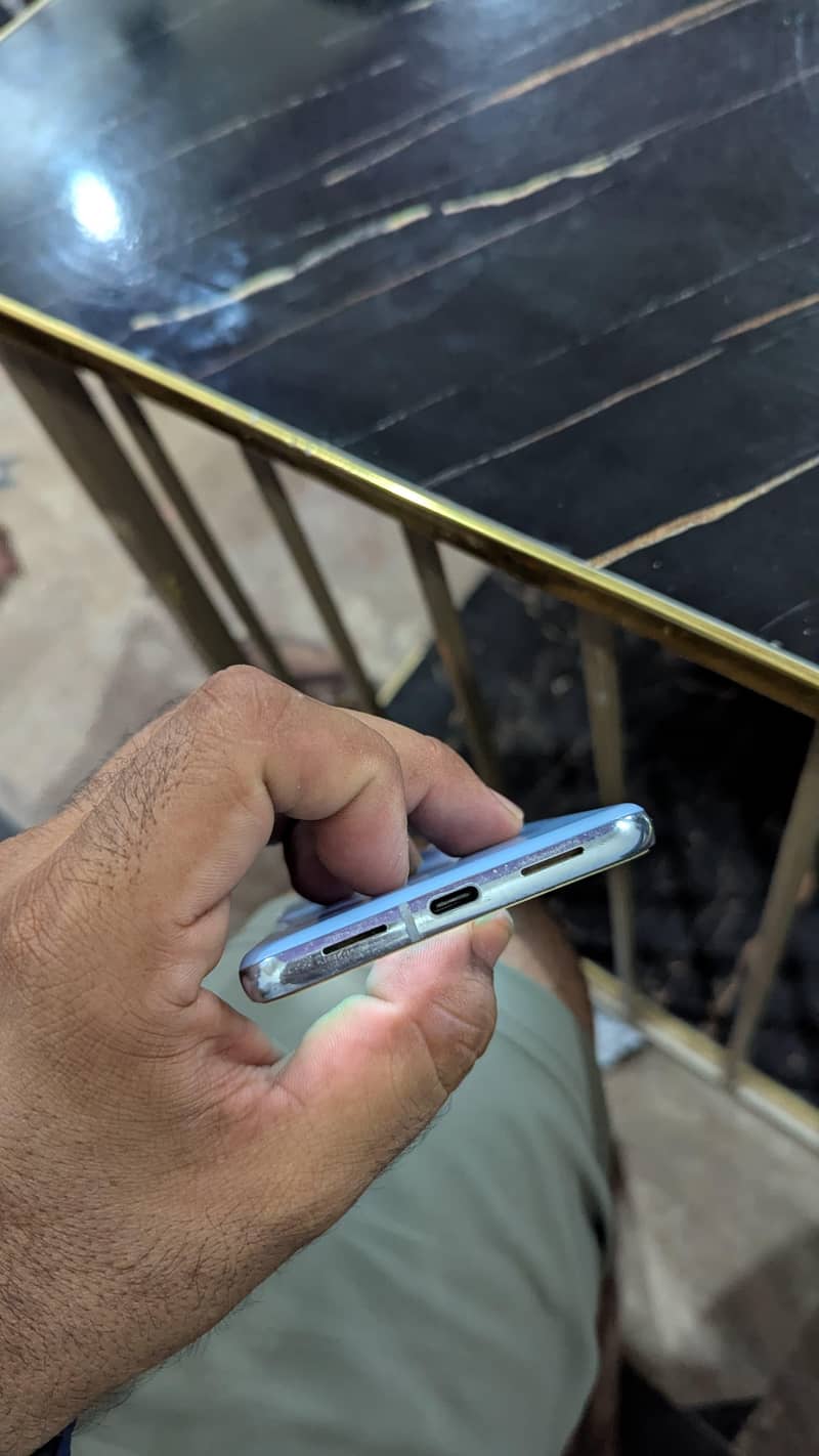 Google Pixel 8 Pro 3