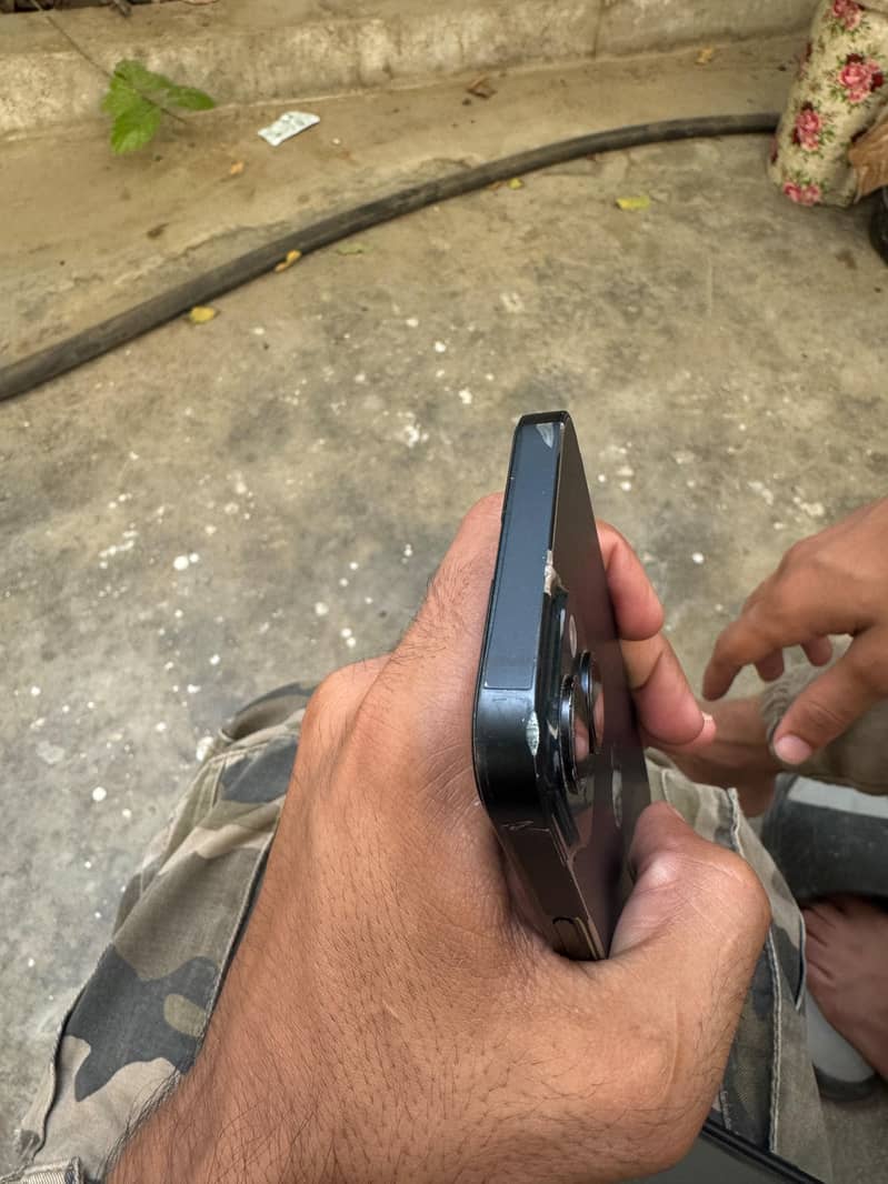 Apple iPhone 14 1