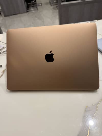 MacBook Air M1 (265 SSD 8 RAM]