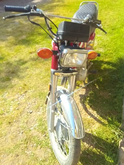Honda CG 125 / Model 25
