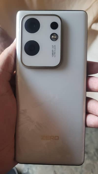 Infinix Zero 30