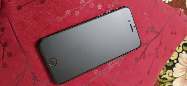 Apple iPhone SE 64 exchange possible
