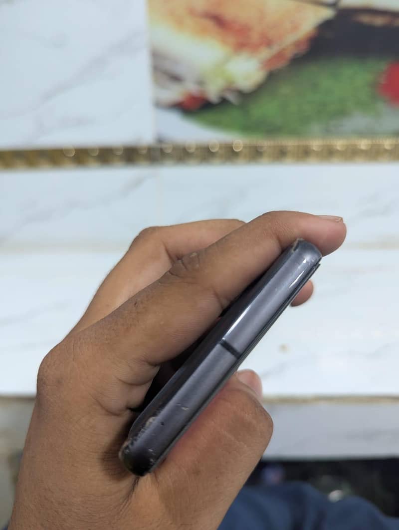 Google Pixel 7 5