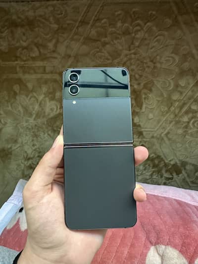 Samsung Mobile Z Flip 4