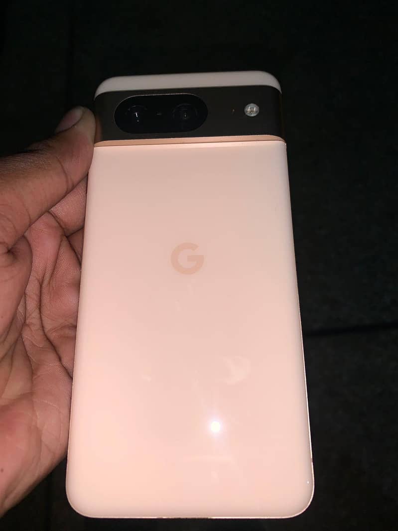 Google Pixel 8 5
