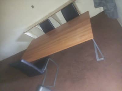 Interwood Trysil Dining Table + 4 Chairs | Condition 9/10