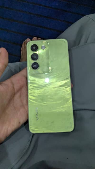 Vivo Y100