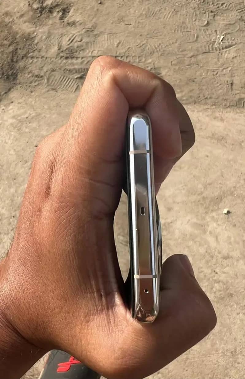 One Plus 11 4