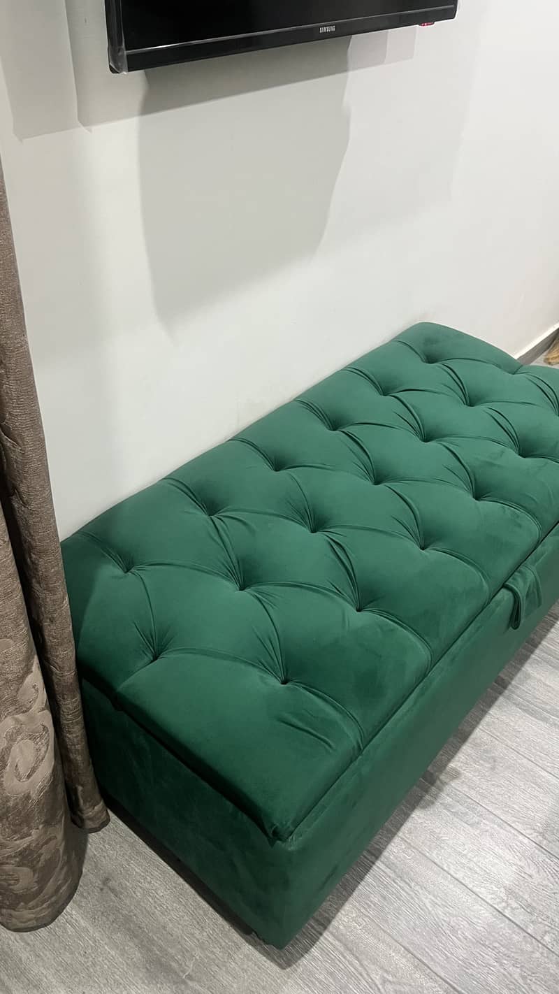 Storage Ottoman / couch 5