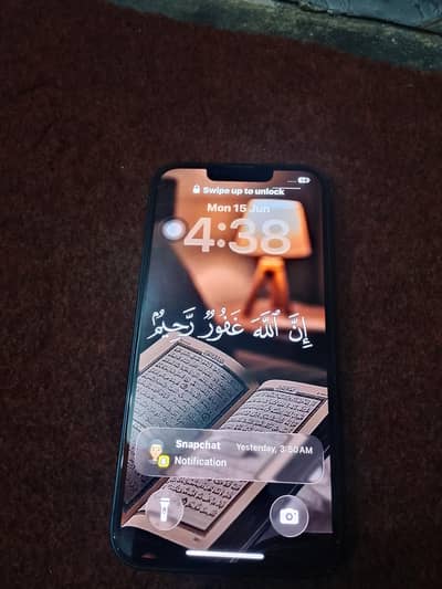 Apple iPhone 13