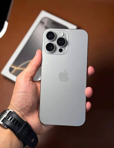 i Phone 16 Pro Max Non Pta Factory Unlock
