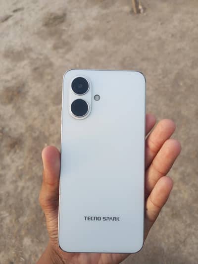 Tecno Spark Go2