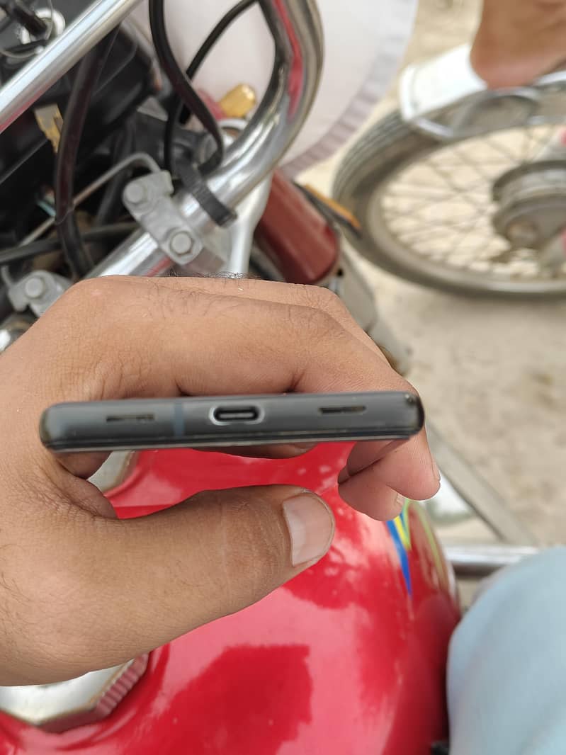 Google Pixel 6a 0