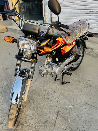 Honda CD-70 2026 Black  Only 1 month use 10/10