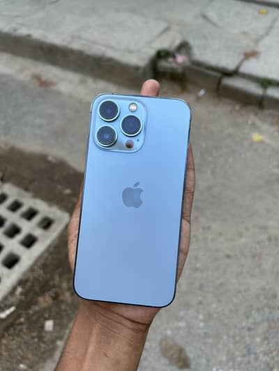 Apple iPhone 13 Pro