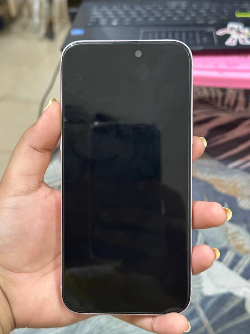 Apple iPhone 15 plus 3