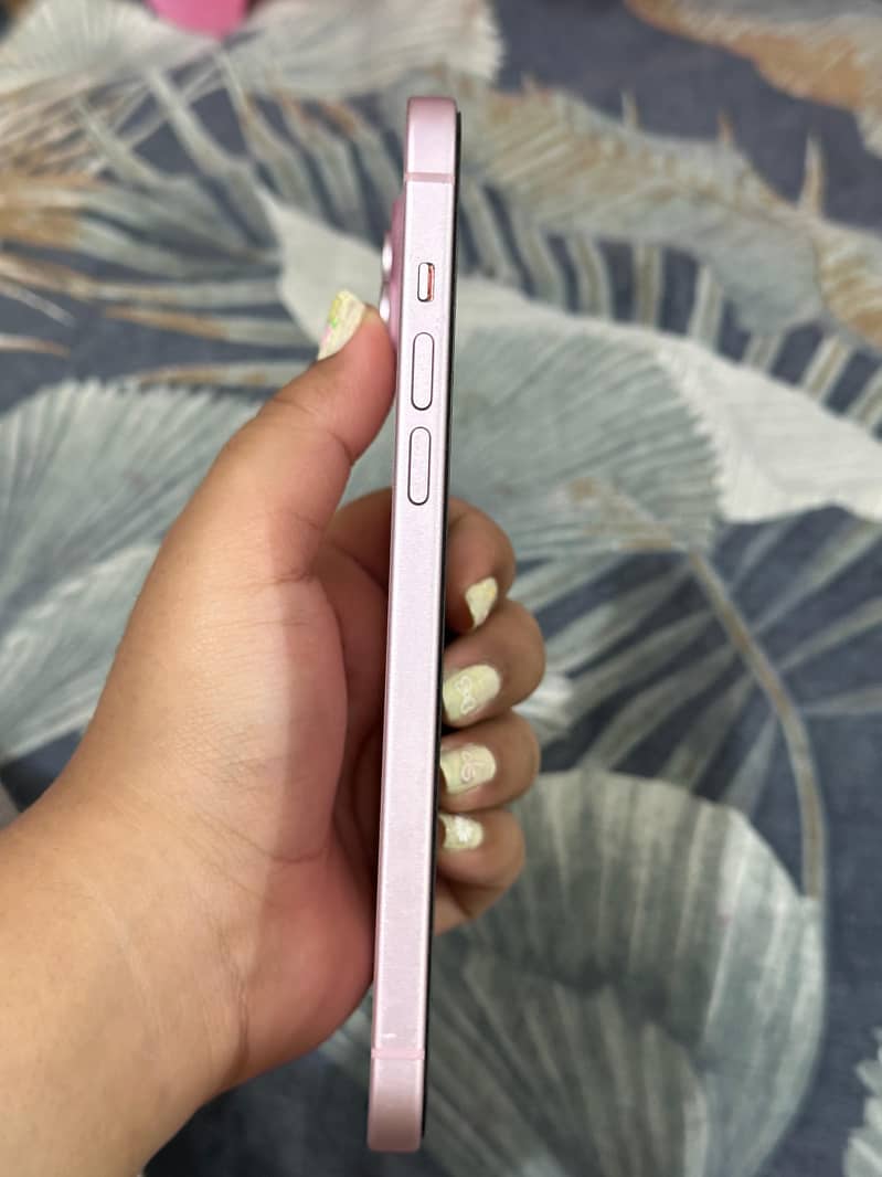 Apple iPhone 15 plus 5