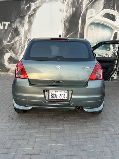 Suzuki Swift 2012