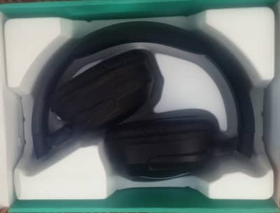 crazy base headphone