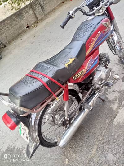 cd70 red colour