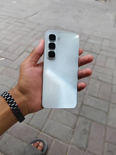 Infinix Hot 60i