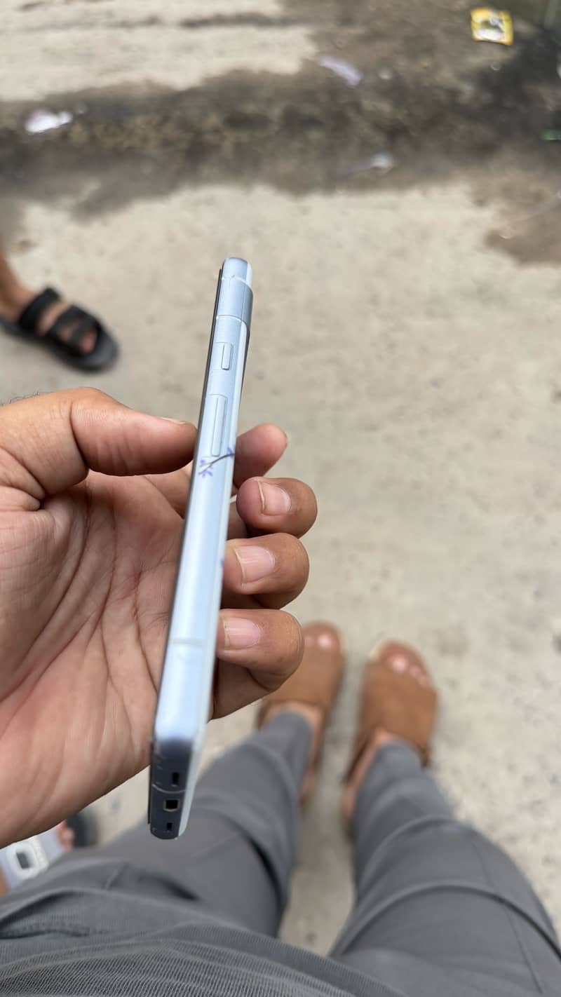 Google Pixel 7a 3