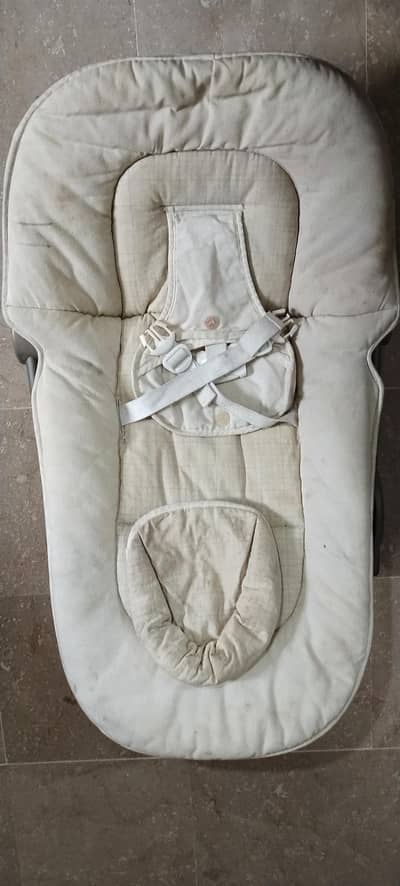 baby swing for the little ones very comfortable.