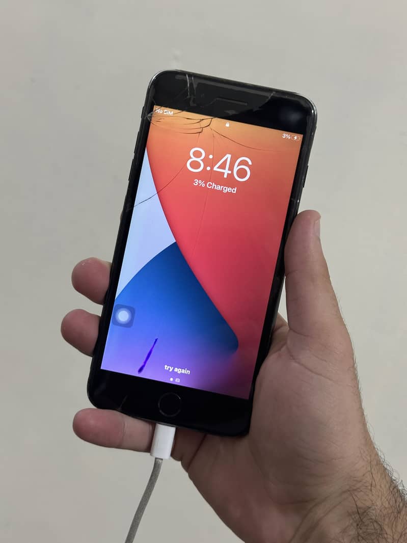 Apple iPhone 7 Plus 4
