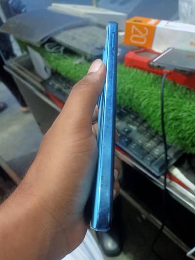 Tecno Spark 20 8+8/259