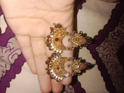 Elegant Jewellery Set – Lightly Used, Good Condition