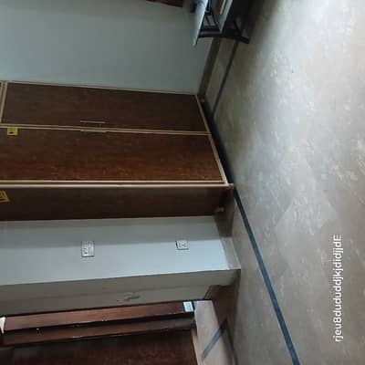 2 Beds Portion Separate Gate